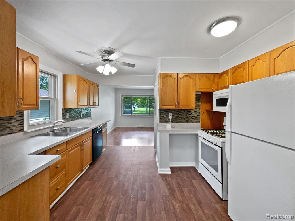 6330 Duncan Street, Taylor, MI 48180 — Photo 6