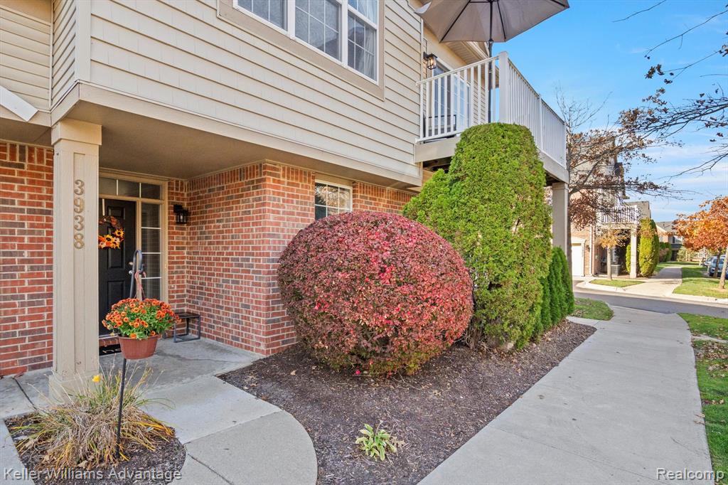 3938 RADCLIFF Drive, Canton, MI 48188 — Photo 3