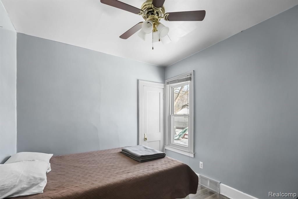 6743 MEADOW Avenue, Warren, MI 48091 — Photo 14