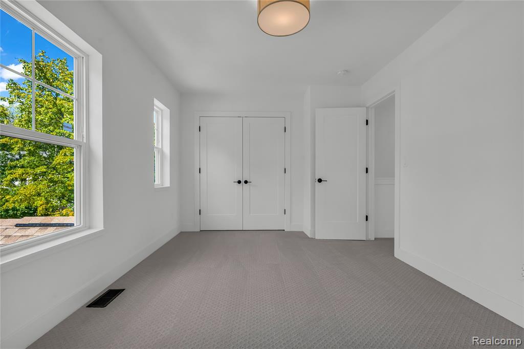1746 Fischer Street, Detroit, MI 48214 — Photo 14