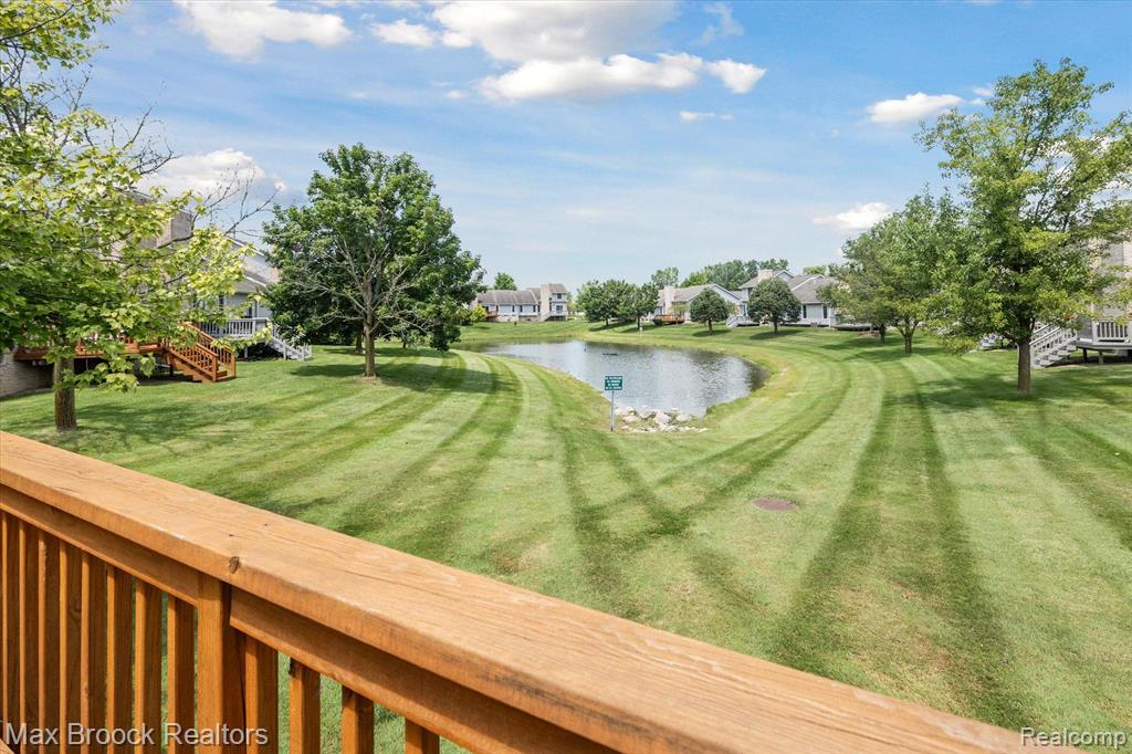 7364 GREEN MEADOW Lane, Canton, MI 48187 — Photo 37