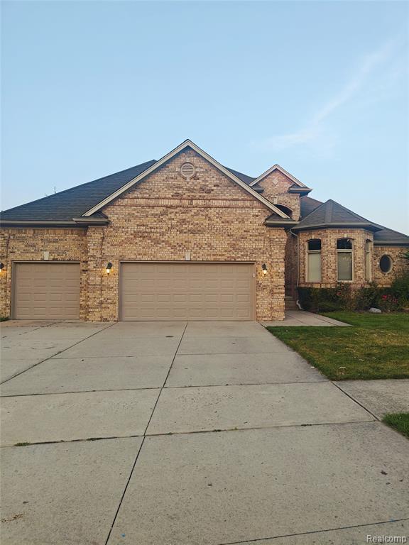 49500 GOLDEN GATE Drive, Macomb, MI 48044 — front exterior