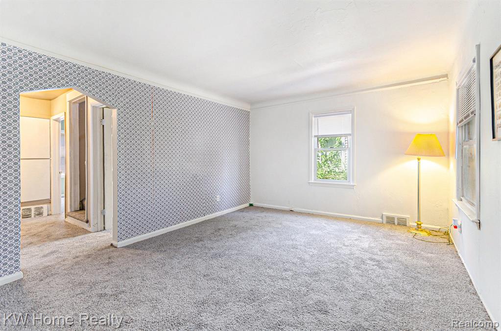 8051 Ashton Avenue, Detroit, MI 48228 — Photo 3