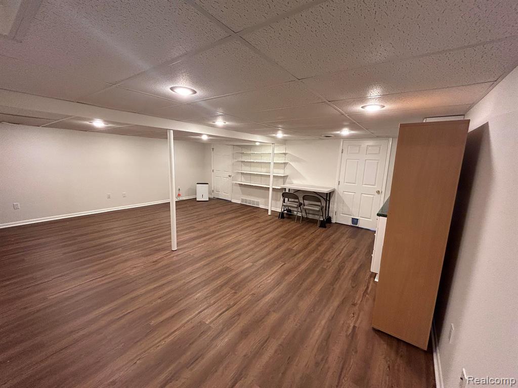 1427 N SILO RIDGE Drive, Ann Arbor, MI 48108 — Photo 17