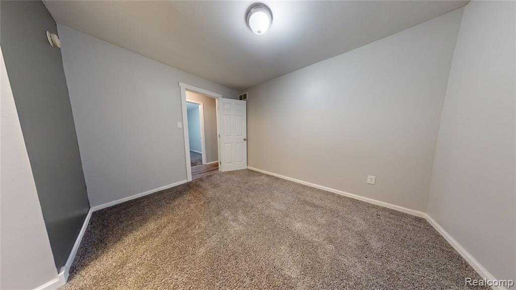 3994 Arcadia Park Drive, Waterford, MI 48328 — Photo 11