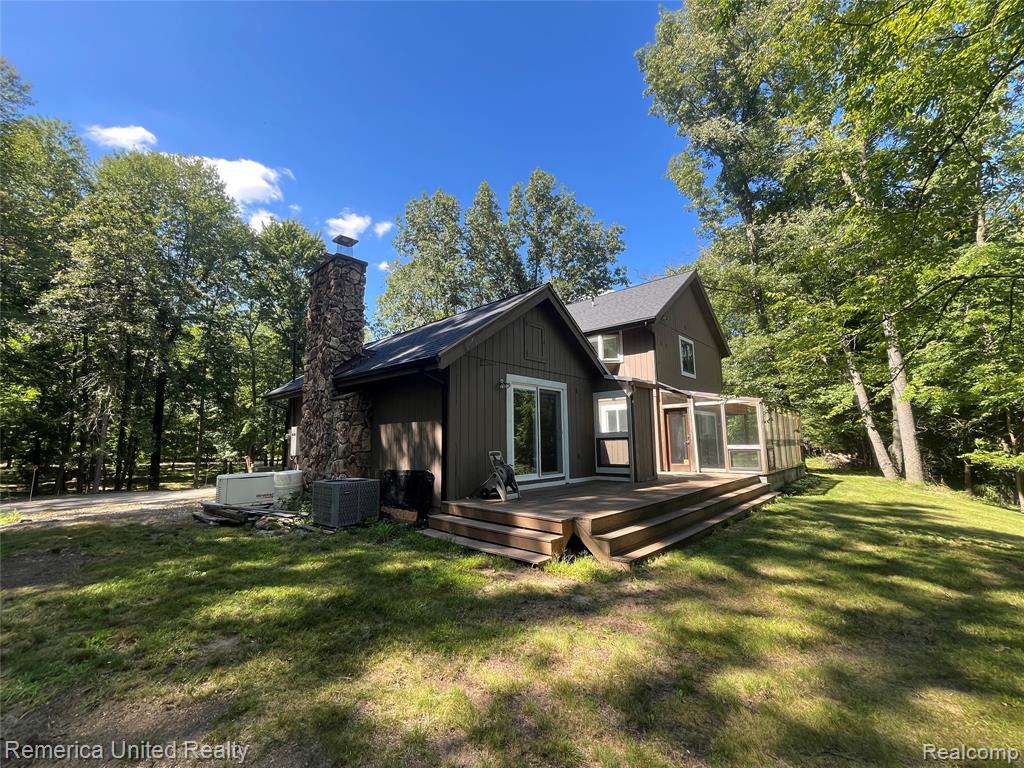 6160 Brambleberry Lane, Cohoctah, MI 48855 — Photo 4