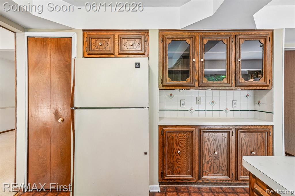 5950 Diamond Drive, Troy, MI 48085 — Photo 16