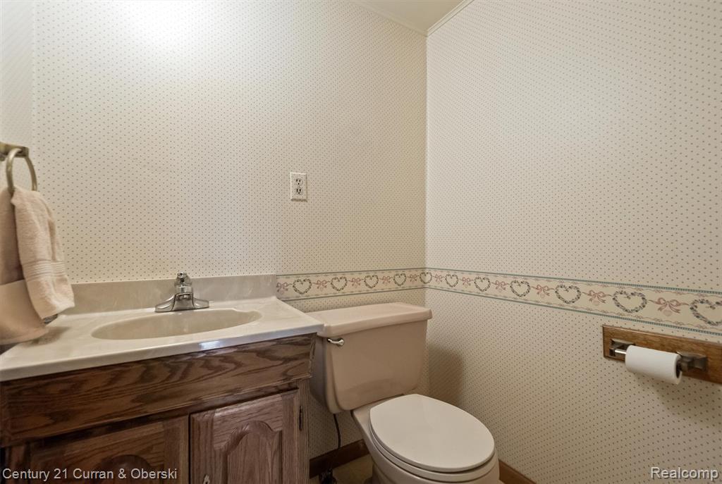 19419 Coachwood Road, Riverview, MI 48193 — Photo 24
