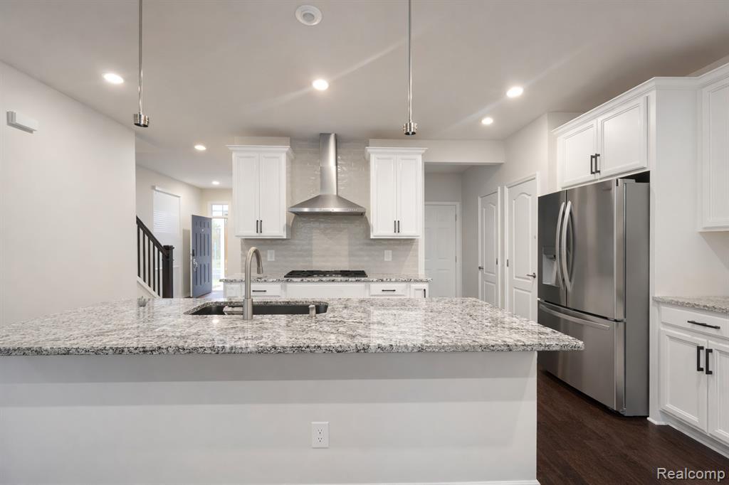 4807 Glenora Drive, Lake Orion, MI — Photo 8