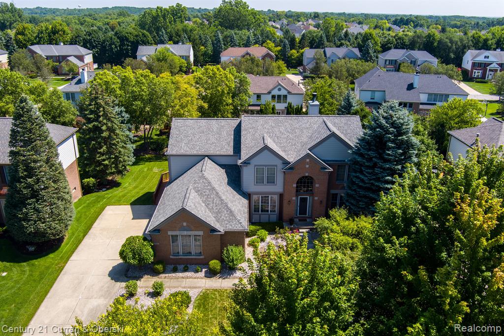 17162 ORCHARD RIDGE Road, Northville, MI 48168 — Photo 2