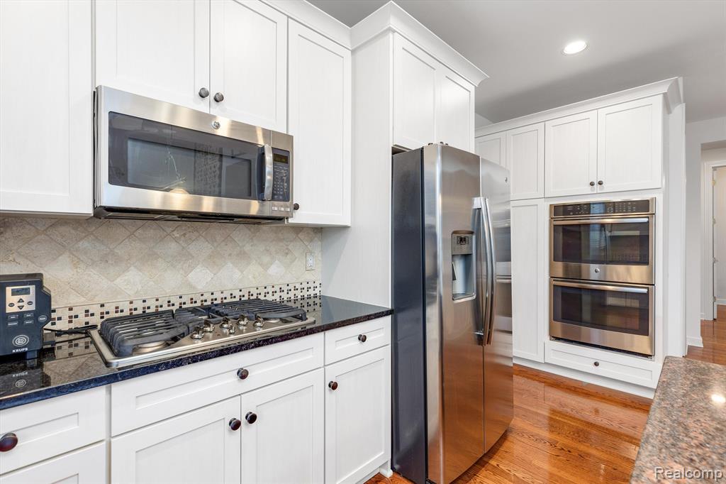 6681 Box Wood Court, West Bloomfield, MI — Photo 16