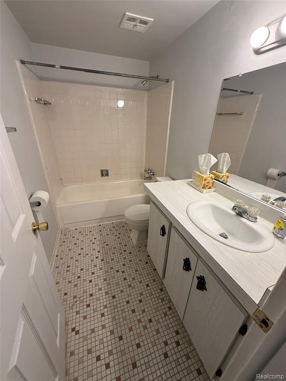 8141 Denwood dr, 6, Sterling Heights, MI 48312 — Photo 7