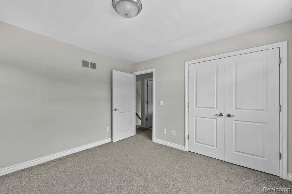 520 SIMON, Royal Oak, MI 48067 — Photo 20