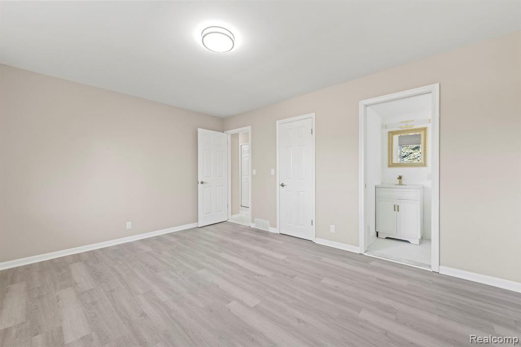 32104 Claeys Drive, Warren, MI 48093 — Photo 17