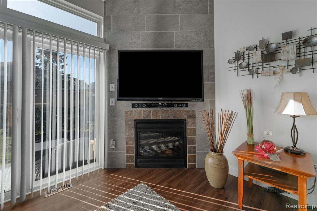 35074 Windsor Drive, New Baltimore, MI 48047 — Photo 5