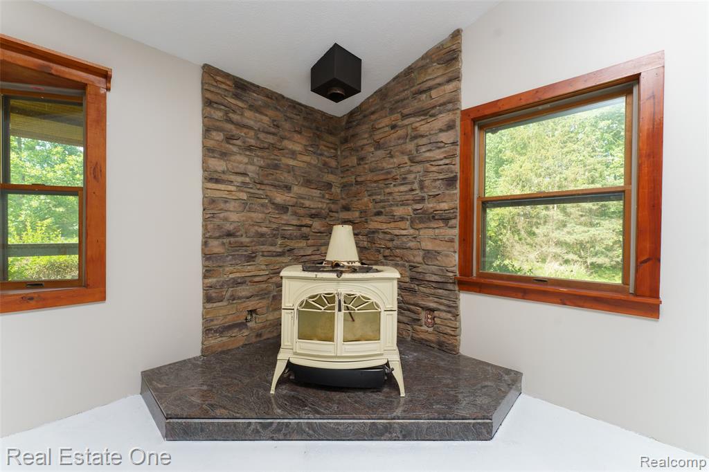 15060 Van Syckle Court, Gregory, MI 48137 — Photo 17