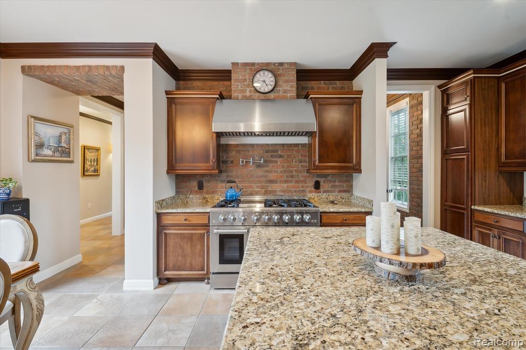 595 McKinley Circle, Canton, MI 48188 — Photo 12