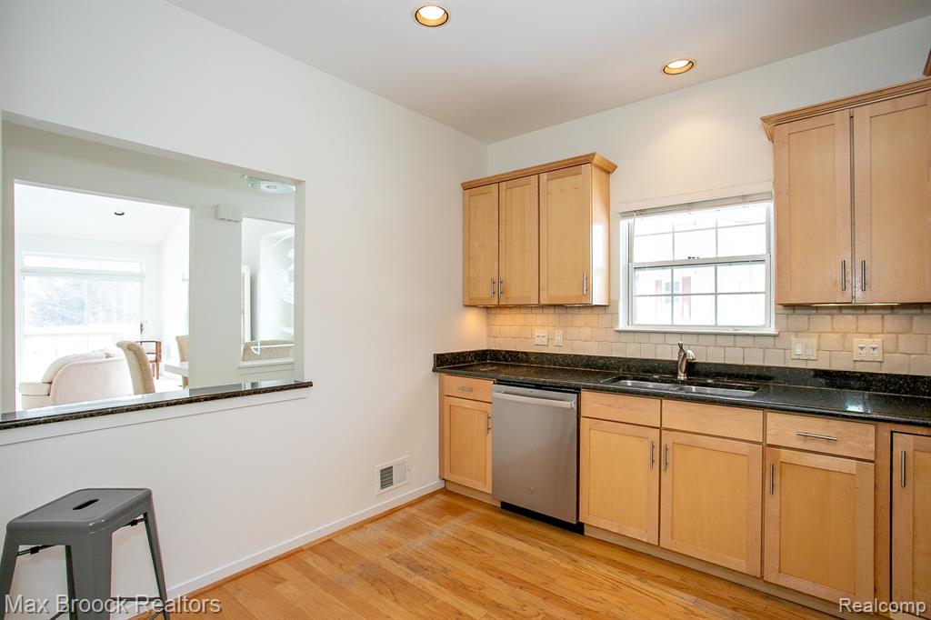 41621 Blair Drive, Novi, MI 48377 — Photo 14