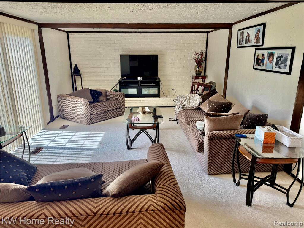 5481 S Piccadilly Circle, West Bloomfield, MI — Photo 2