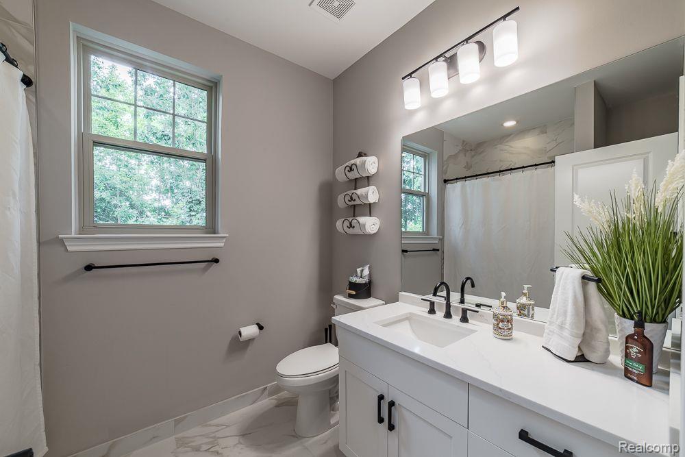 10497 GRANDVIEW Drive, Goodrich Vlg, MI — Photo 22