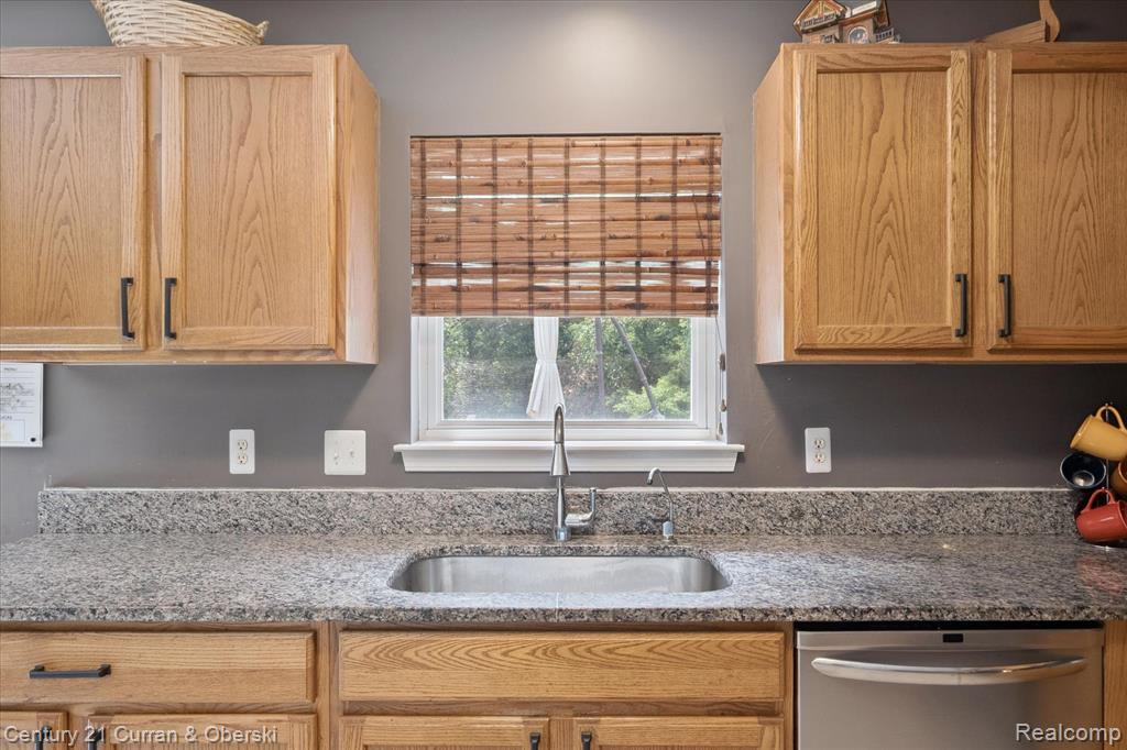 4025 Forest Edge Drive, Commerce Twp, MI 48382 — Photo 14