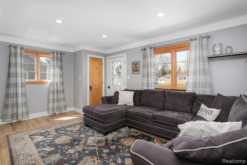 5434 DRAYTON Road, Clarkston, MI — Photo 11
