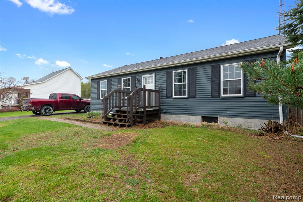 5606 KLAM Road, Columbiaville, MI 48421 — Photo 3