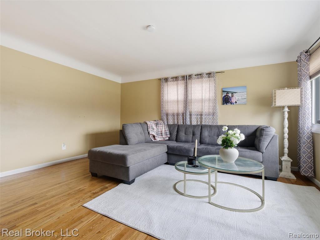 1584 Beaupre Avenue, Madison Heights, MI 48071 — Photo 13