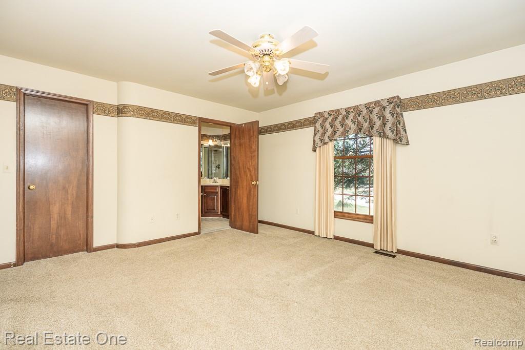 48790 Mill Bank Court, Utica, MI 48315 — Photo 25