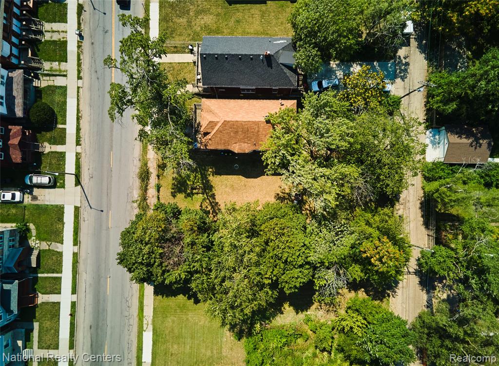 742 Clairmount Street, Detroit, MI 48202 — Photo 22