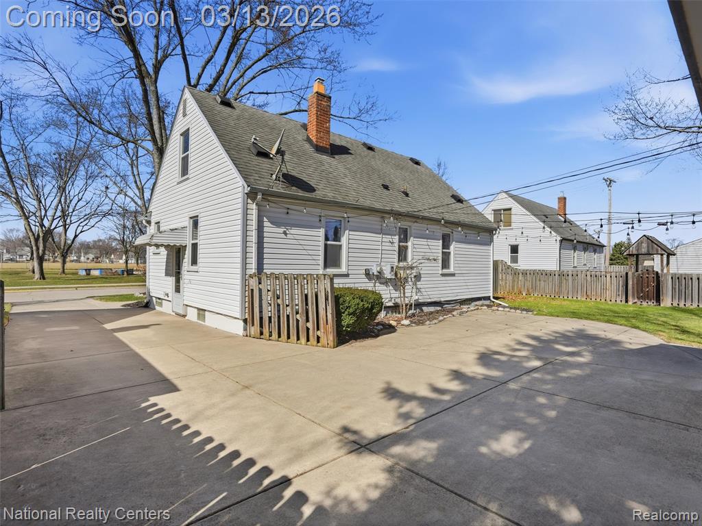 2266 Robina Avenue, Berkley, MI 48072 — Photo 26