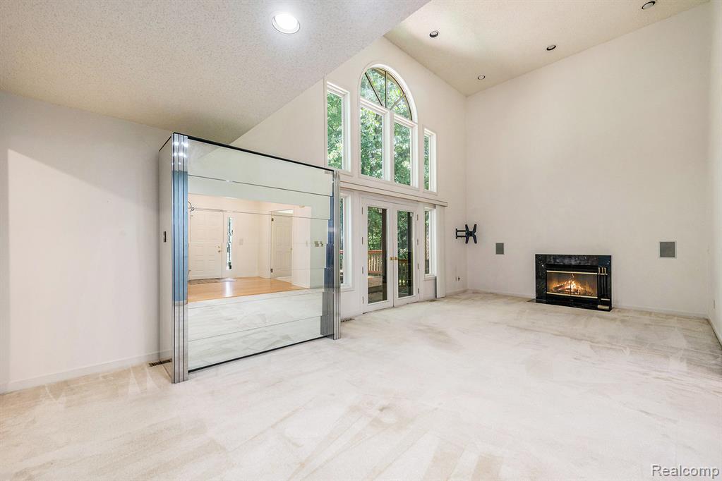 7446 Pepper Creek, West Bloomfield, MI — Photo 7