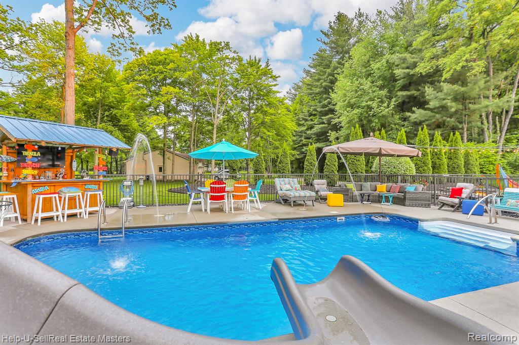 3152 Spruce Drive, Port Huron, MI 48060 — Photo 45