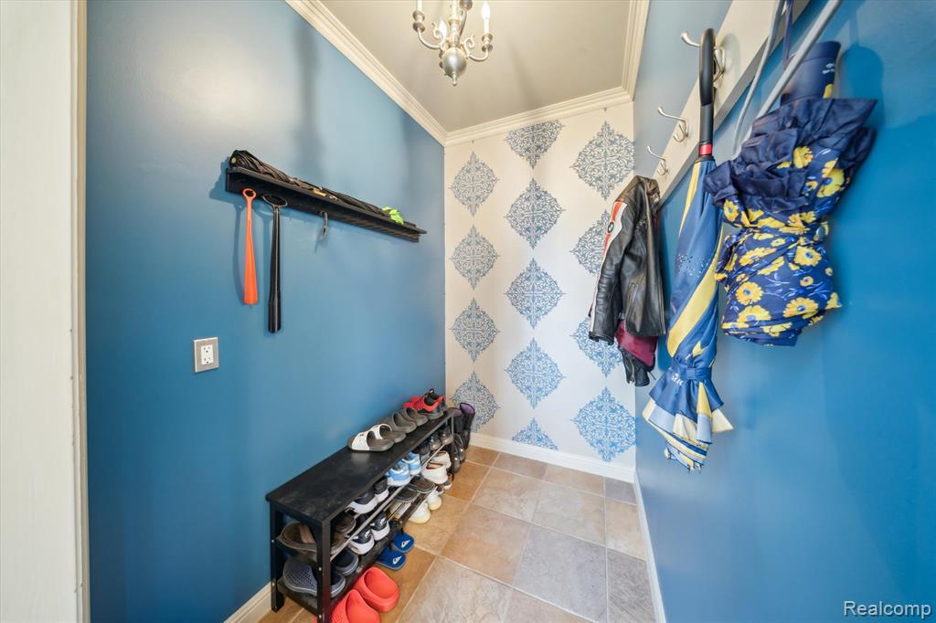 595 McKinley Circle, Canton, MI 48188 — Photo 28