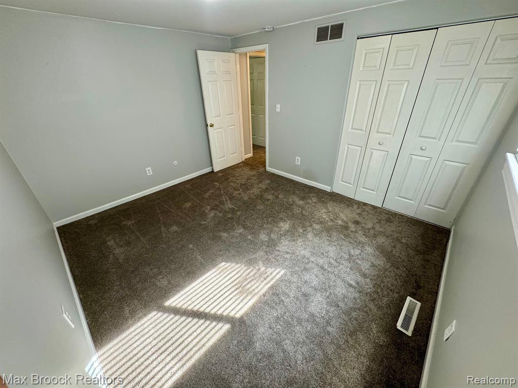 1407 LAUREL VALLEY Drive, Waterford, MI 48327 — Photo 15