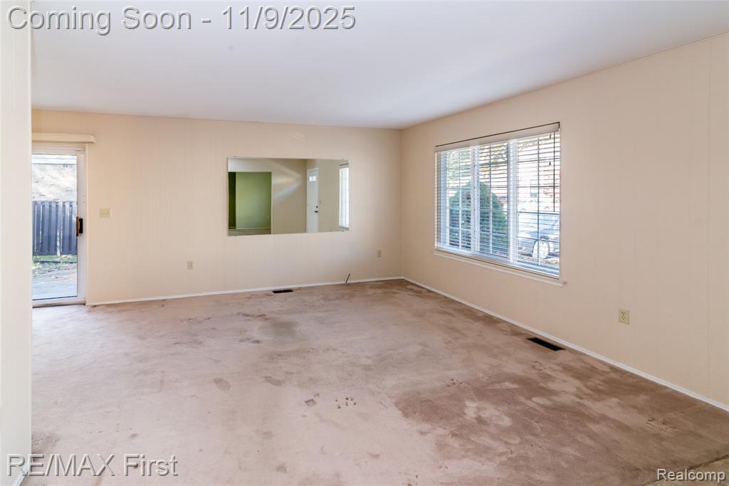 4909 Coventry Street, 287, Royal Oak, MI 48073 — Photo 11