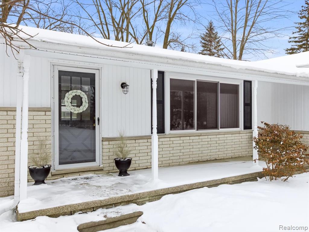 5837 Lakeshore Road, Fort Gratiot, MI 48059 — Photo 3