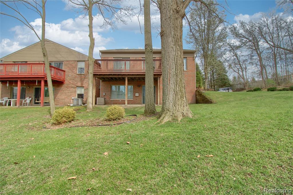 505 Willow Drive, 26, South Lyon, MI 48178 — Photo 33