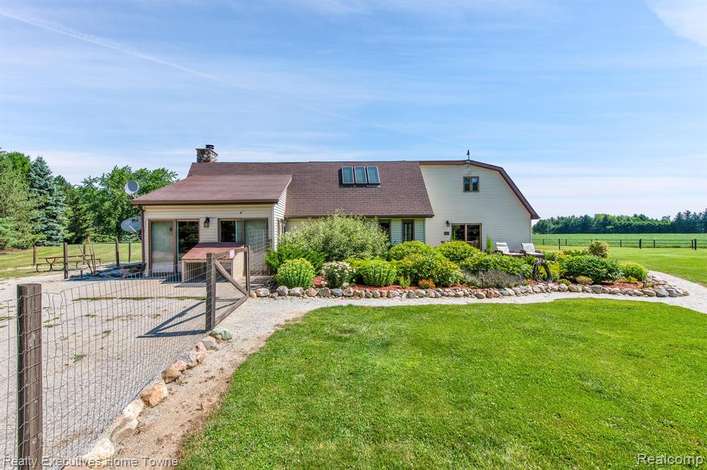 5695 NORMAN Road, MI 48032 — Photo 49