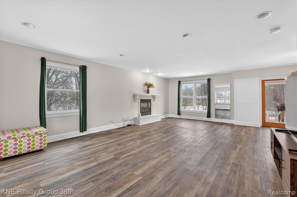 407 Center Street, Clio, MI 48420 — Photo 6