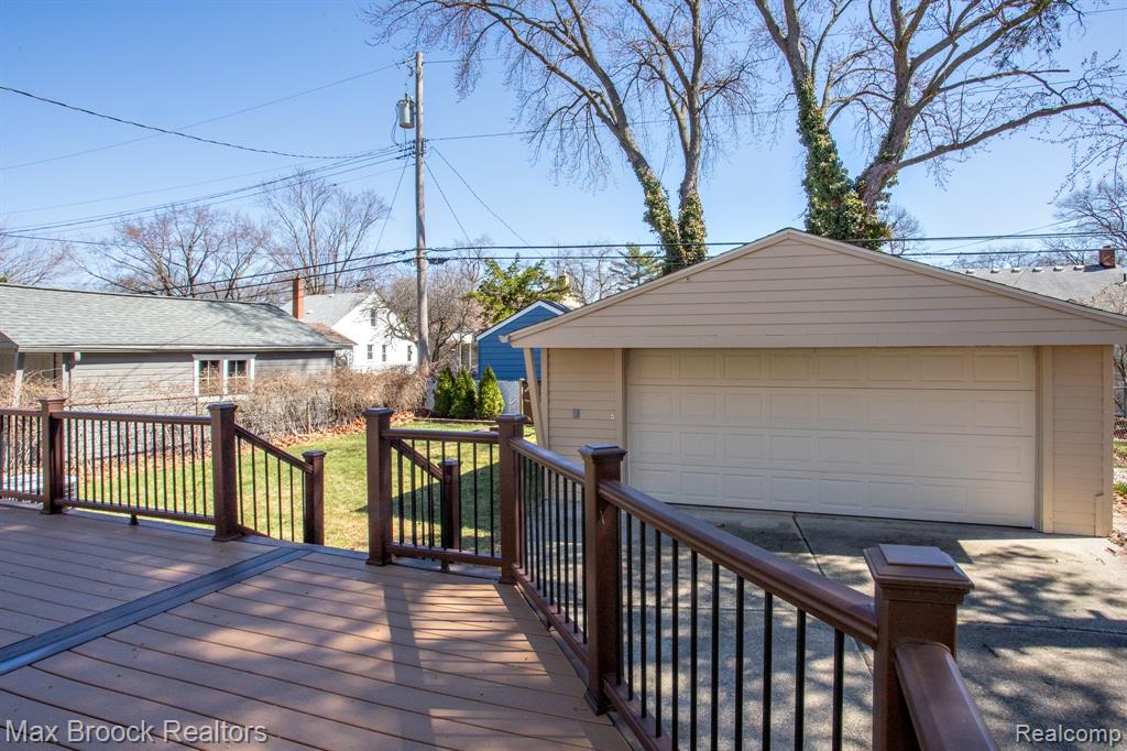 718 Meadowdale Street, Ferndale, MI 48220 — Photo 38