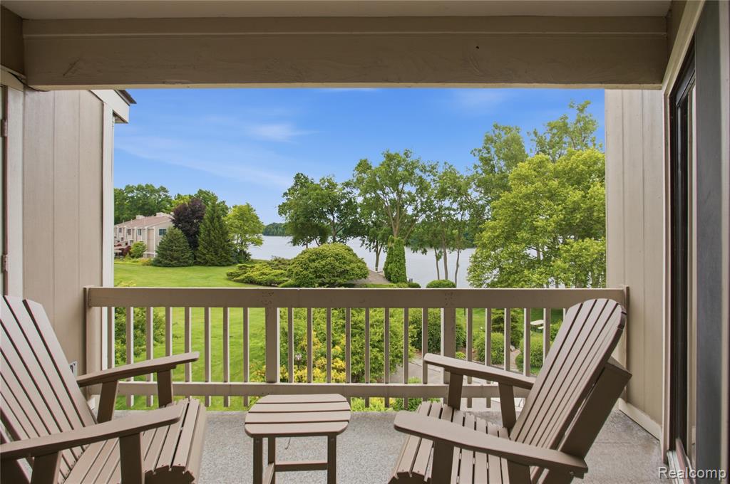 1695 Cliffs Landing, 302, Ypsilanti, MI 48198 — Photo 30