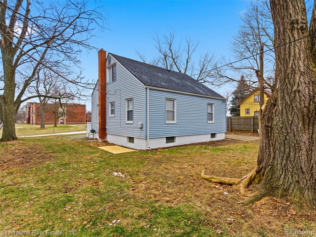 685 Northway Drive, Pontiac, MI 48342 — Photo 29