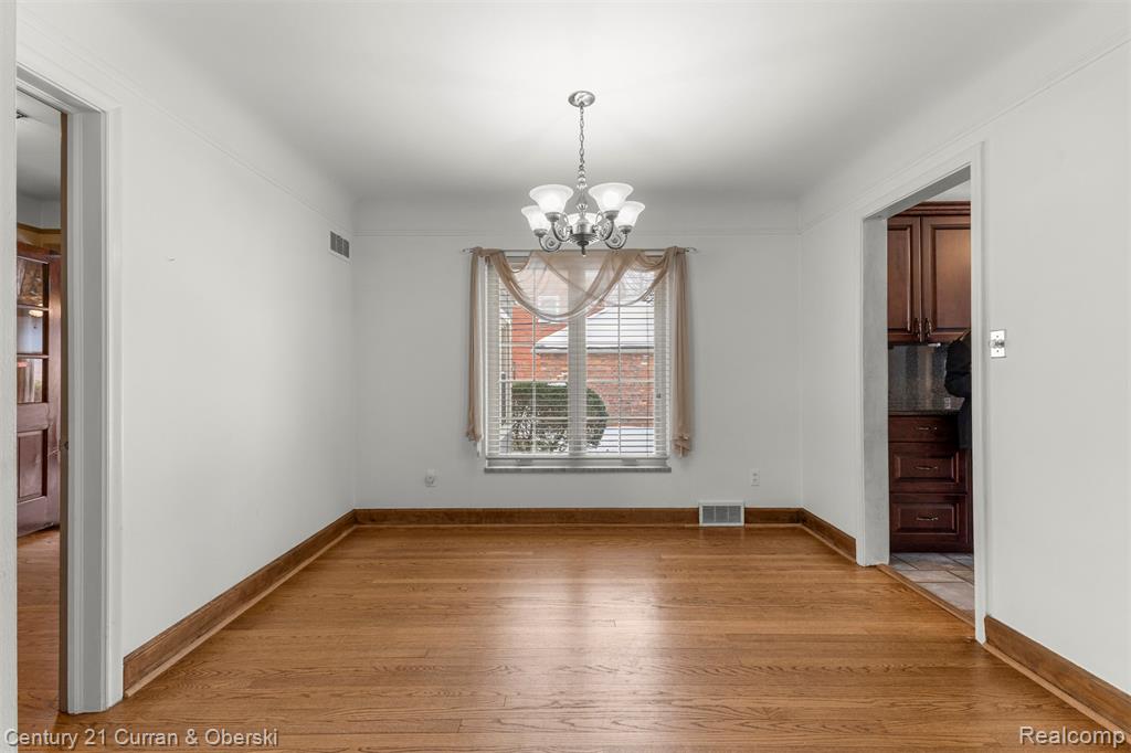 900 Meridan Street, Dearborn, MI 48124 — Photo 17
