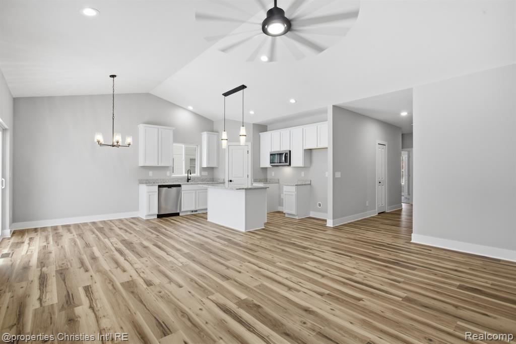 23150 Waterview Drive, New Boston, MI 48164 — Photo 10