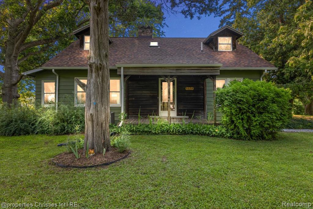 5170 Wakefield Road, Grand Blanc, MI 48439 — front exterior