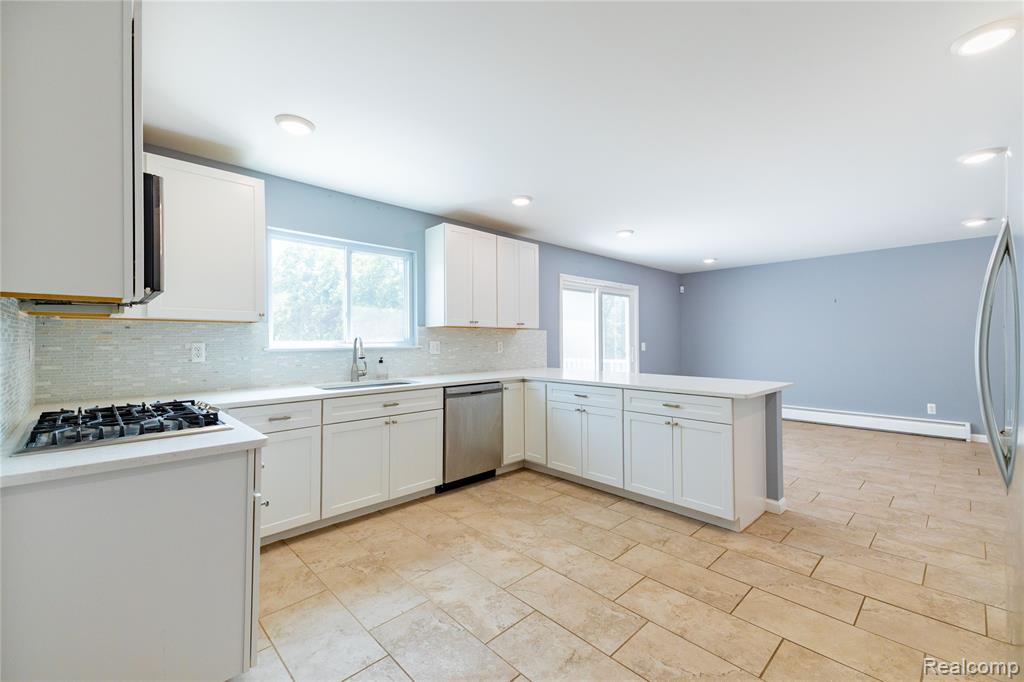 6400 E Highland Road, Howell, MI 48843 — Photo 3
