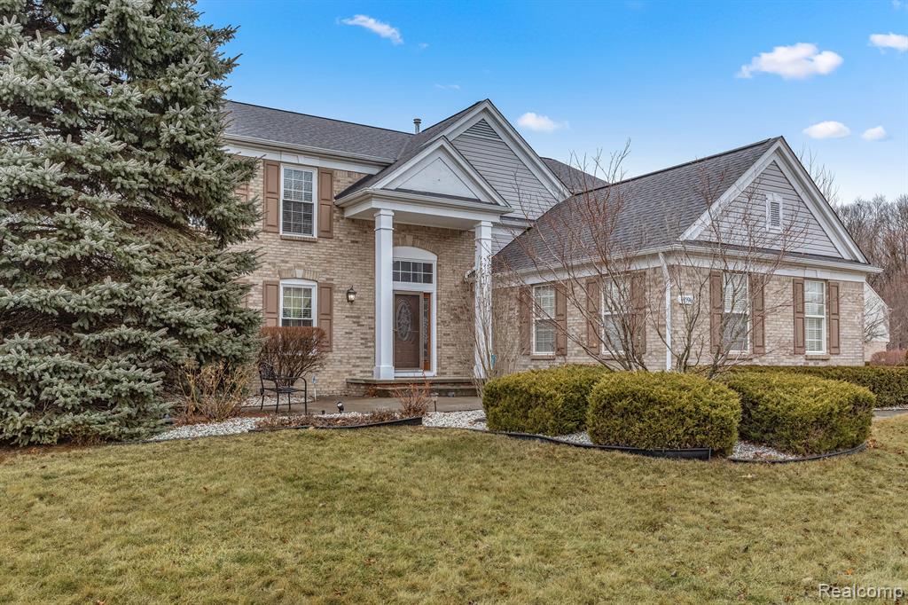 48596 GREENWICH Lane, Canton, MI 48188 — Photo 2