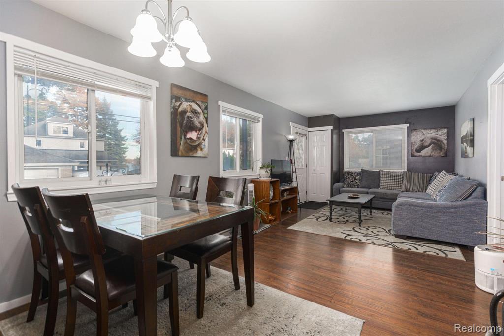 5404 SARVIS Avenue, Waterford, MI 48327 — Photo 14
