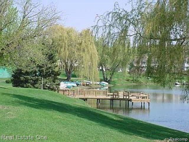 19724 DEARBORN Court, Northville, MI 48167 — Photo 25